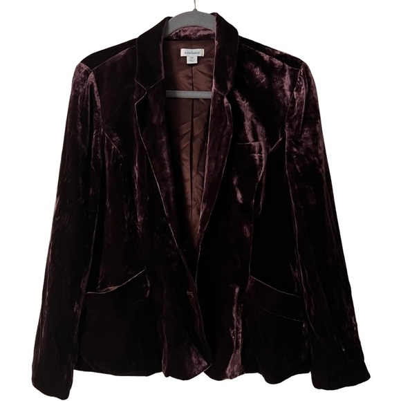 Sundance Sofia Crushed Velvet Wolfe
Purple Blazer, Size 8P - Picture 2 of 13